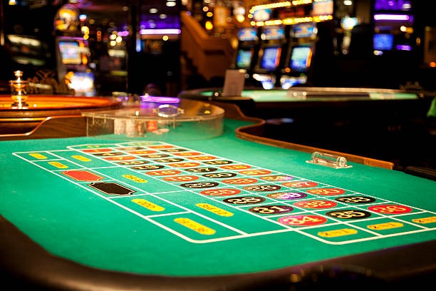 panda168 slot overview of live dealer and slot games on mobile