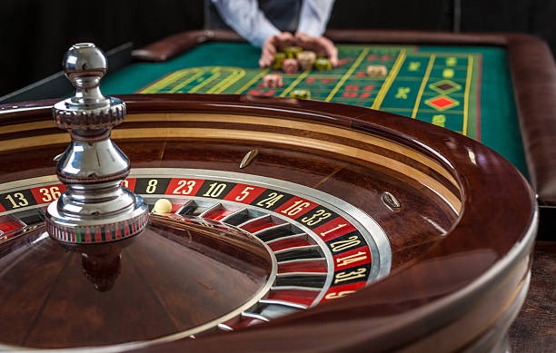 Live dealer blackjack table preview on mobile